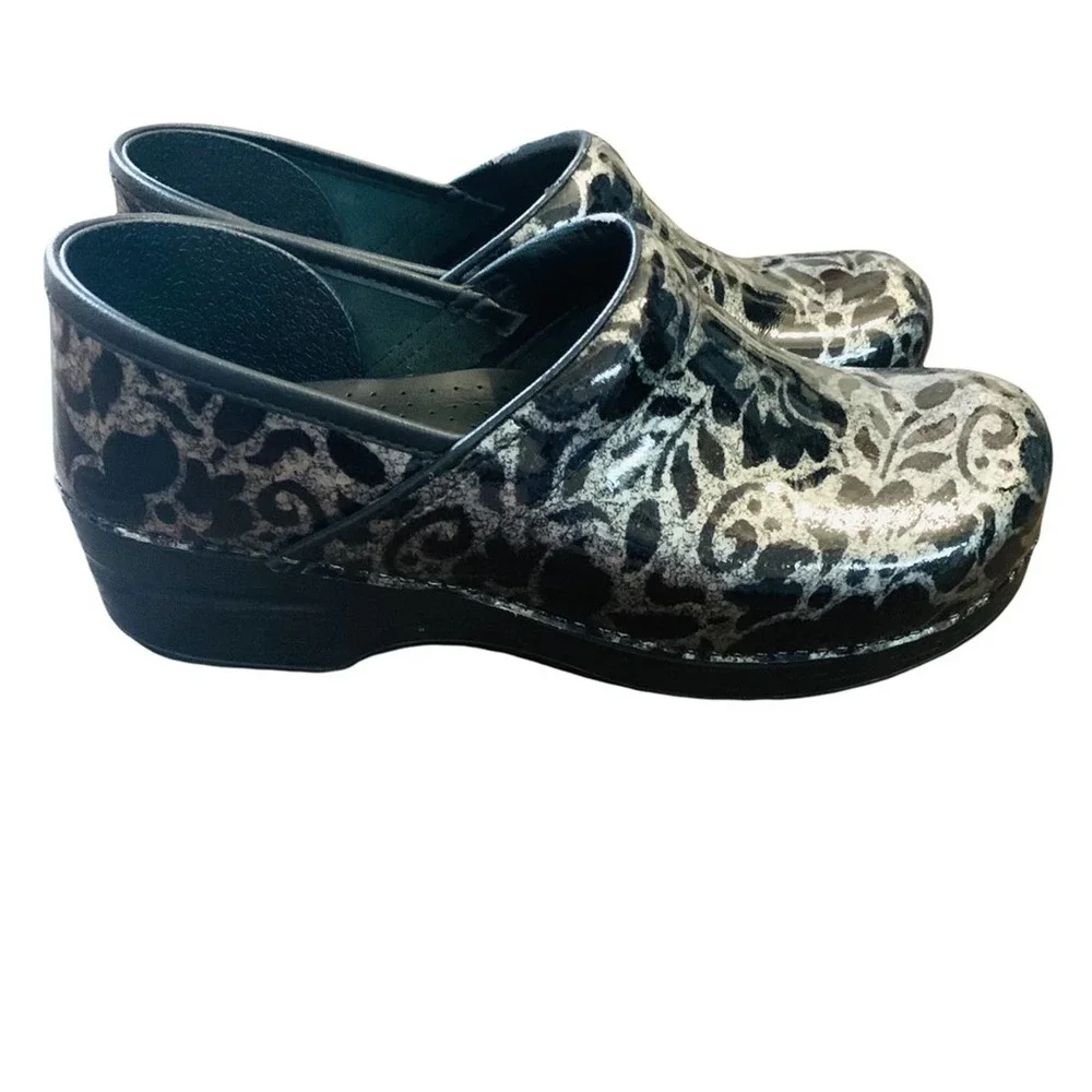Dansko sz 41 Black & Silver floral Slip on Clogs - Picture 3 of 10